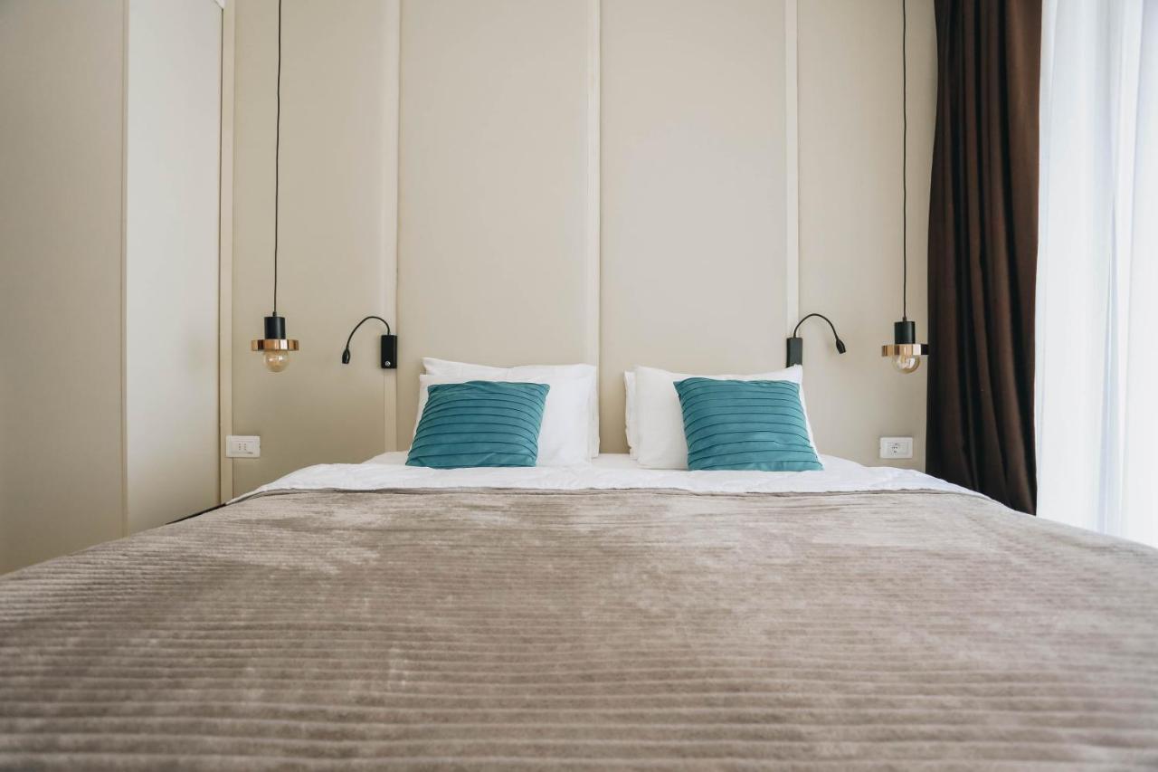 Beachfront Luxury Apartment ブドヴァ エクステリア 写真