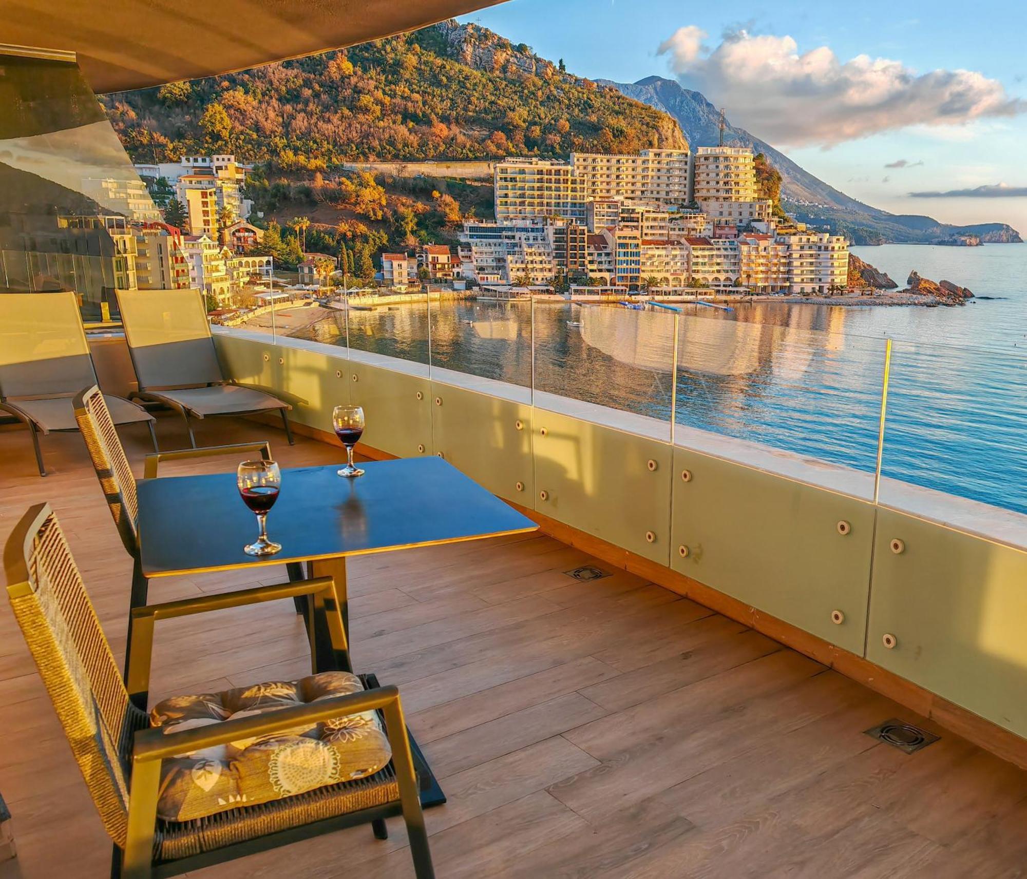 Beachfront Luxury Apartment ブドヴァ エクステリア 写真